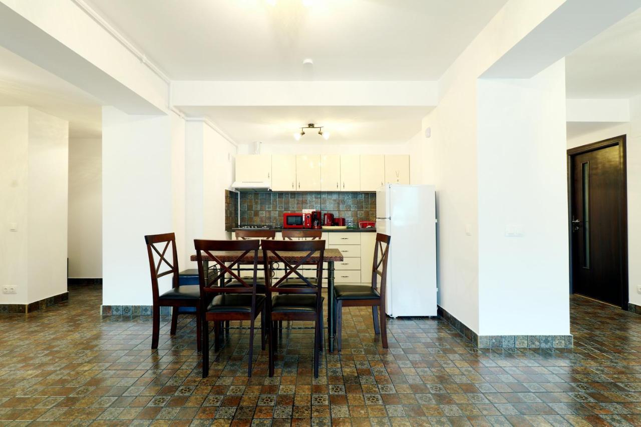 Sofia Apartment Сіная Екстер'єр фото