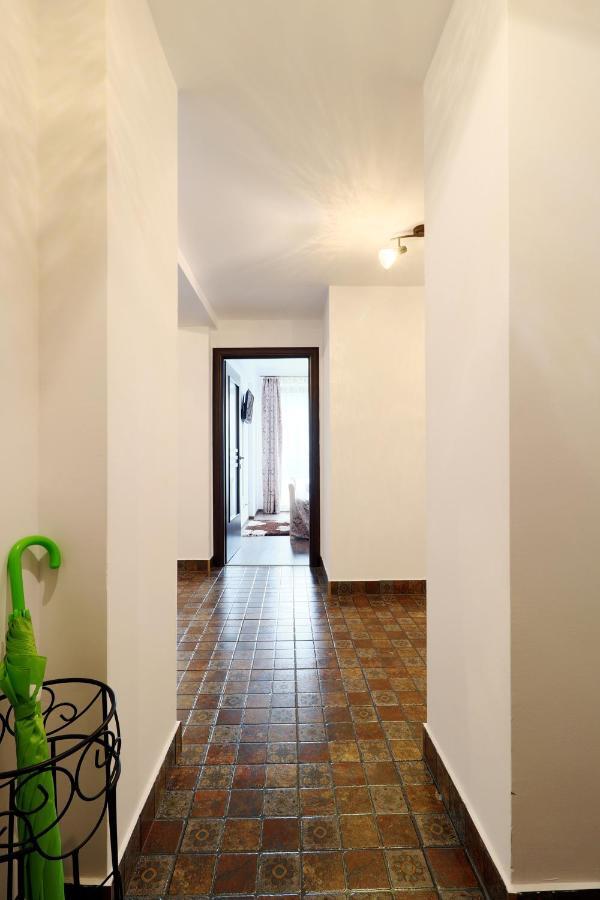 Sofia Apartment Сіная Екстер'єр фото